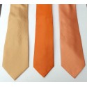 Kit com 3 gravatas nas cores laranja, salmão e amarela. Coleção nova de ótima qualidade em promoção