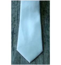 Gravata branca longa tradicional, robusta e bonita em tecido especial. Cód 961TE