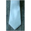Gravata branca longa tradicional, robusta e bonita em tecido especial. Cód 961TE